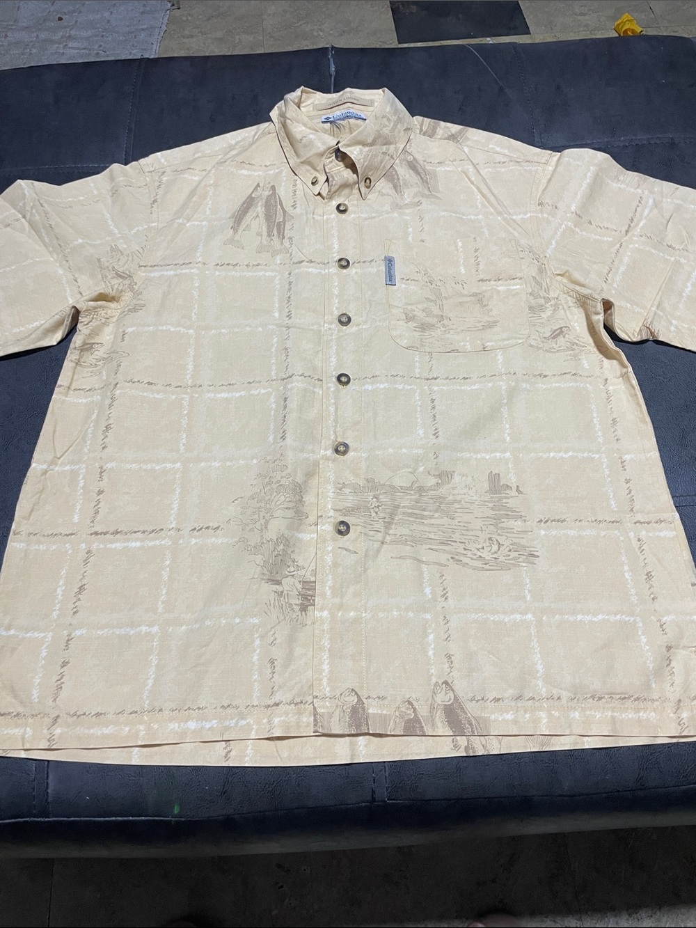 Columbia Beige Patterned Short-Sleeve Button-Down Shirt